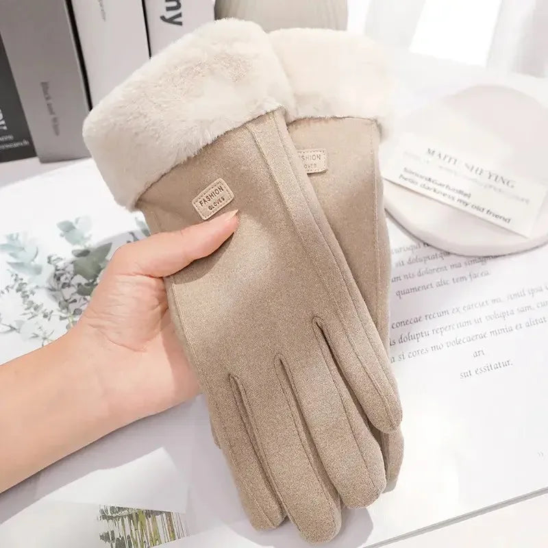 Cozy Lune FrostTouch Gloves – Premium Faux Fur Touchscreen Gloves