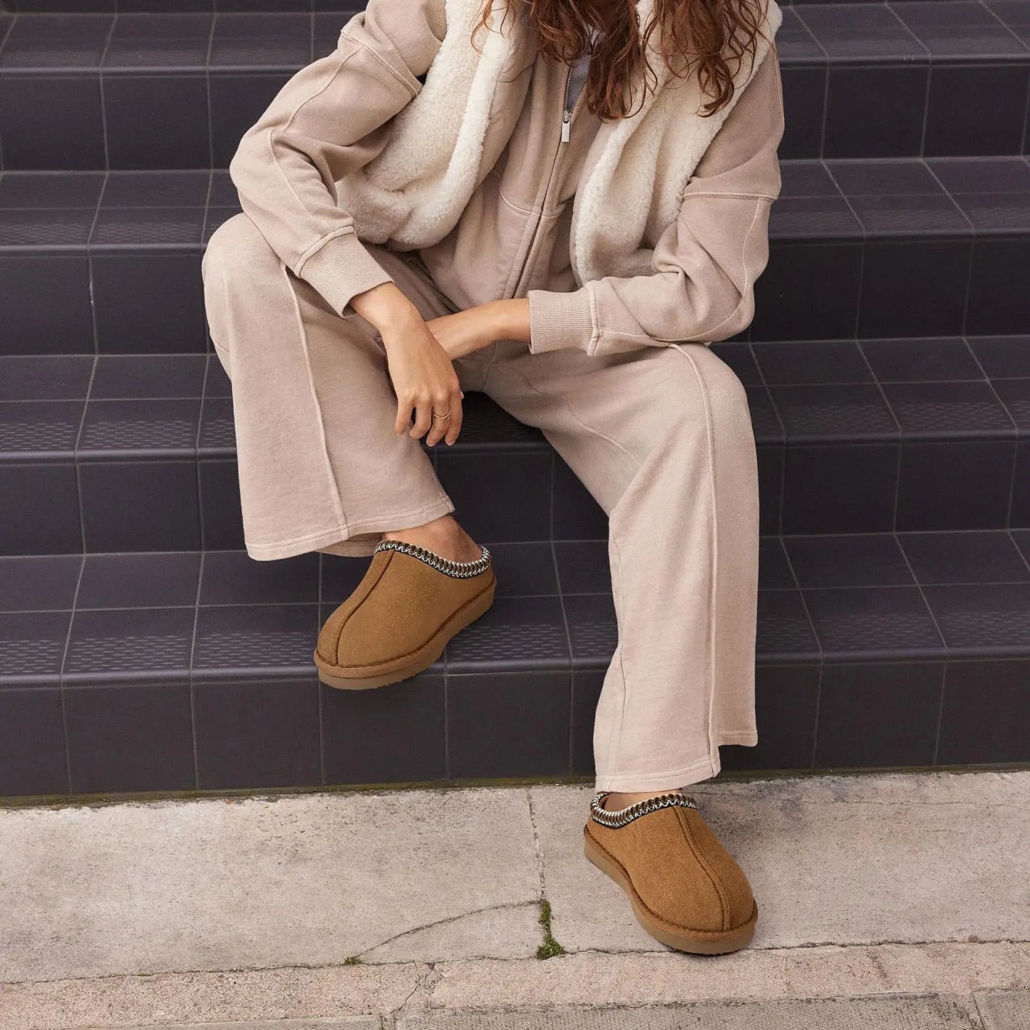 Cozy Lune CloudSteps – Premium Warm Slippers