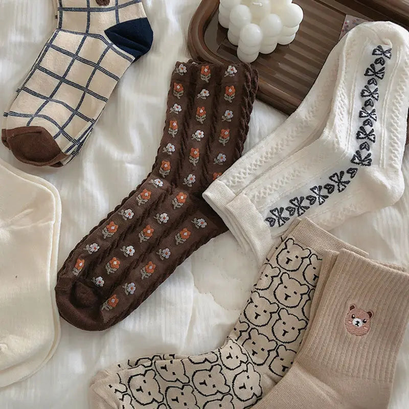 Cozy Lune WarmHearts Set – 5-Pair Cozy Socks Collection