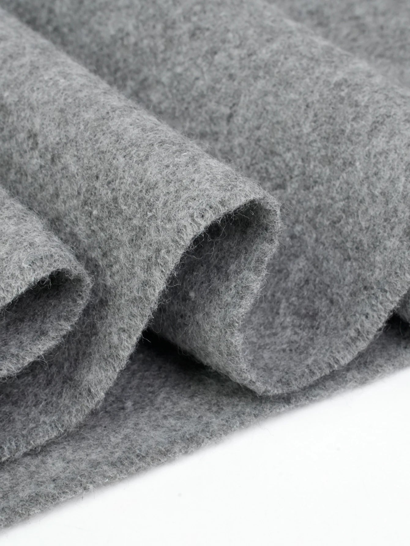 Cozy Lune NoirScarf – Premium Cashmere-Blend Scarf