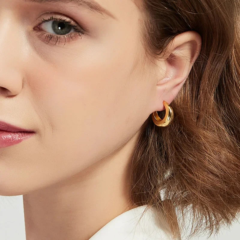 Cozy Lune Gold Chunky Hoop Earrings