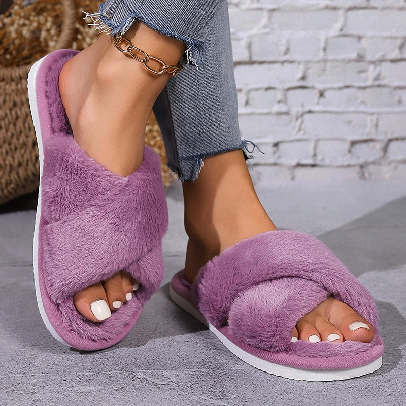 Cozy Lune CloudSlides β Fluffy Cross Slippers