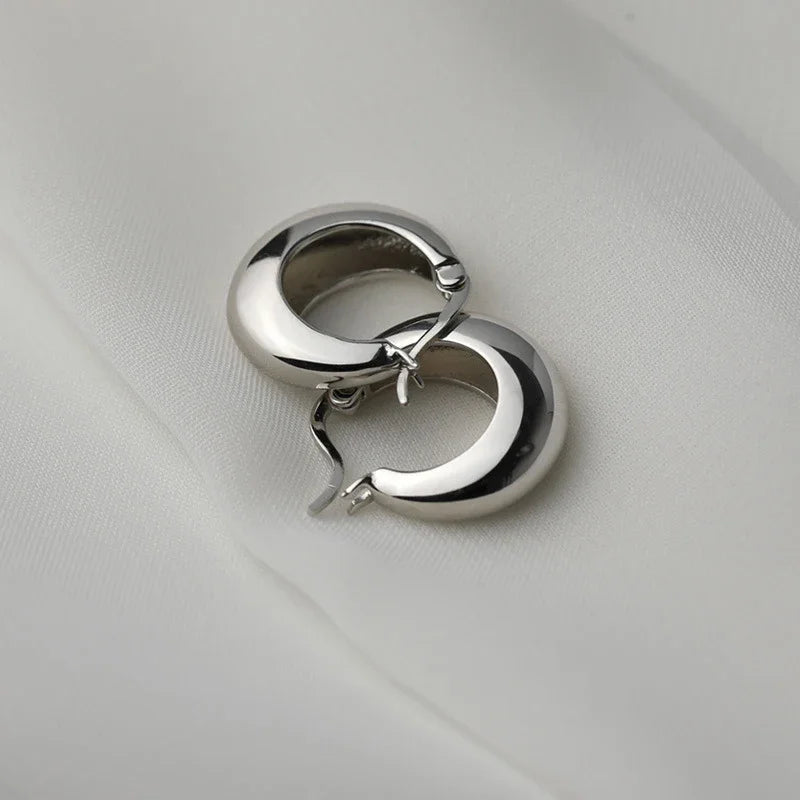 Cozy Lune Gold Chunky Hoop Earrings