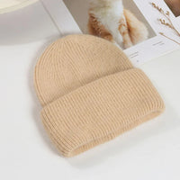 Cozy Lune CloudKnit Beanie – Soft Ribbed Winter Hat