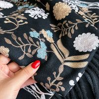 Cozy Lune BloomScarf – Embroidered Cashmere-Blend Scarf