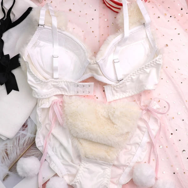 Cozy Lune Lovie Set – Fluffy Bikini with Bear & Heart Details