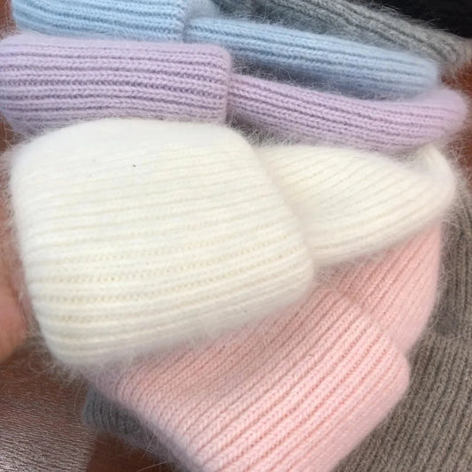 Cozy Lune CloudKnit Beanie – Soft Ribbed Winter Hat