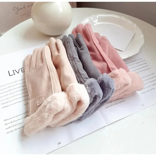 Cozy Lune FrostTouch Gloves – Premium Faux Fur Touchscreen Gloves