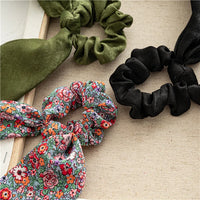 Cozy Lune Satin Ribbon Scrunchie – Elegant Hair Tie with Flowing Bow